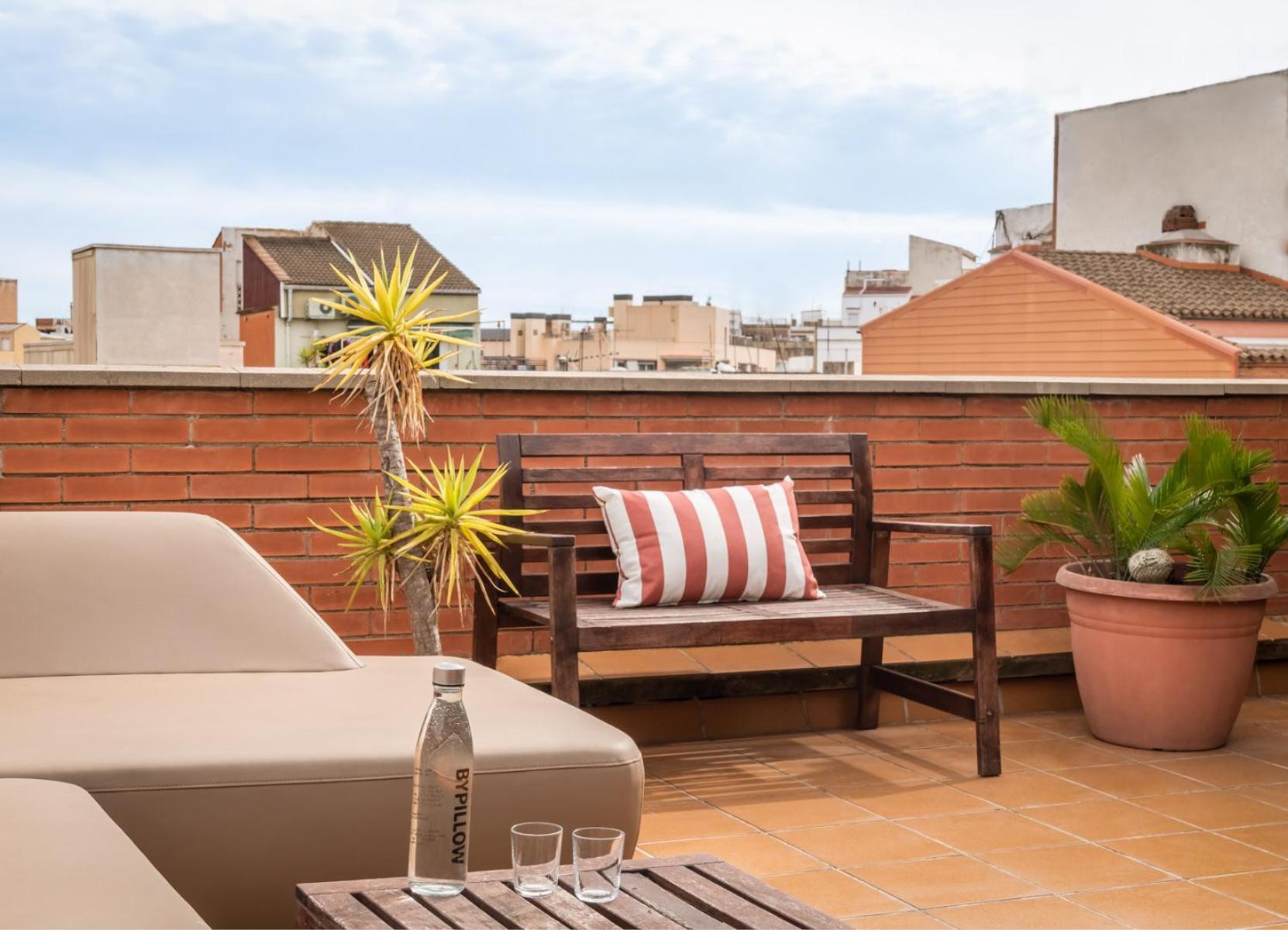 Bypillow House Barcelona Exterior photo
